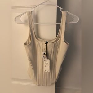 NWT Express body sculpt tank